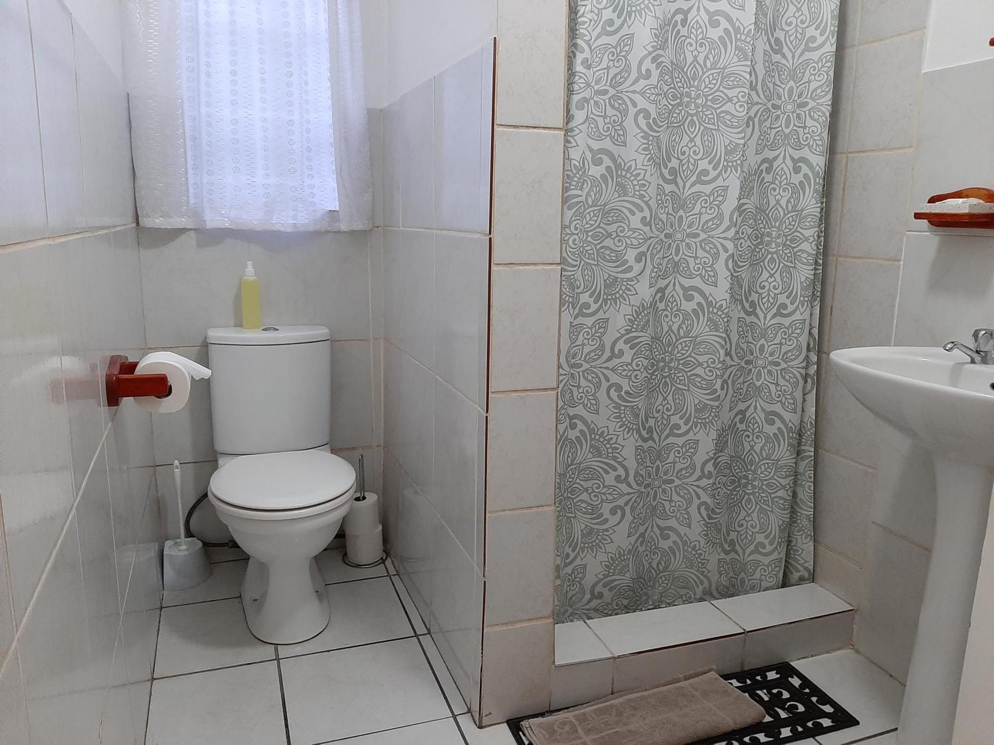 Sunshine Self Catering Apartment Mbombela Exterior photo