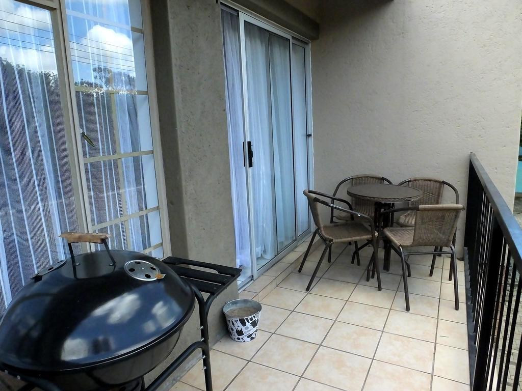 Sunshine Self Catering Apartment Mbombela Exterior photo