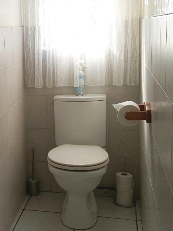 Sunshine Self Catering Apartment Mbombela Exterior photo